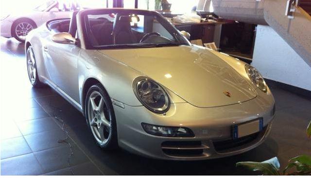 Left hand drive PORSCHE 911 997 Carrera cab